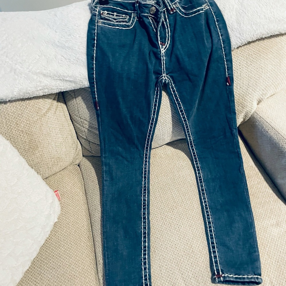Jeans with white trim